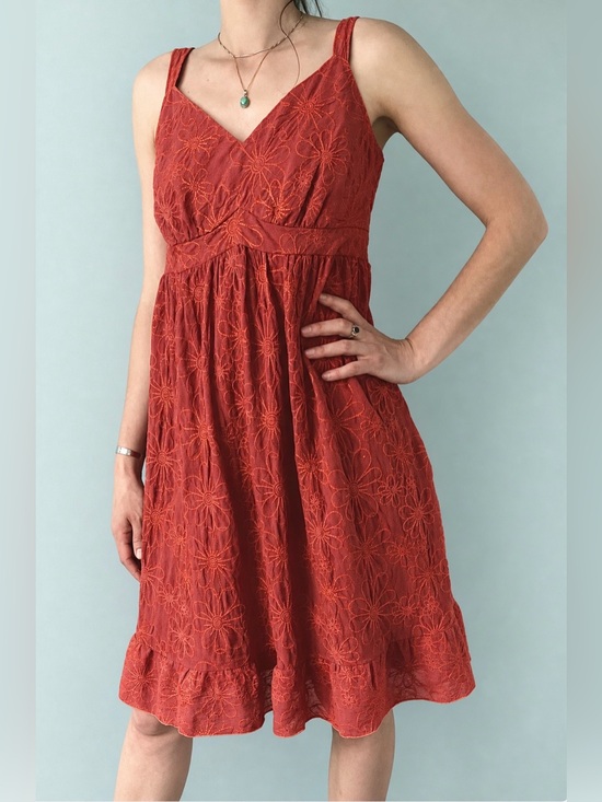 Donna (made in Canada) Dresses & Skirts - 🇨🇦Burnt Orange Floral Embroidered Knee-Length Dress Ruffle Hem Romantic Festival